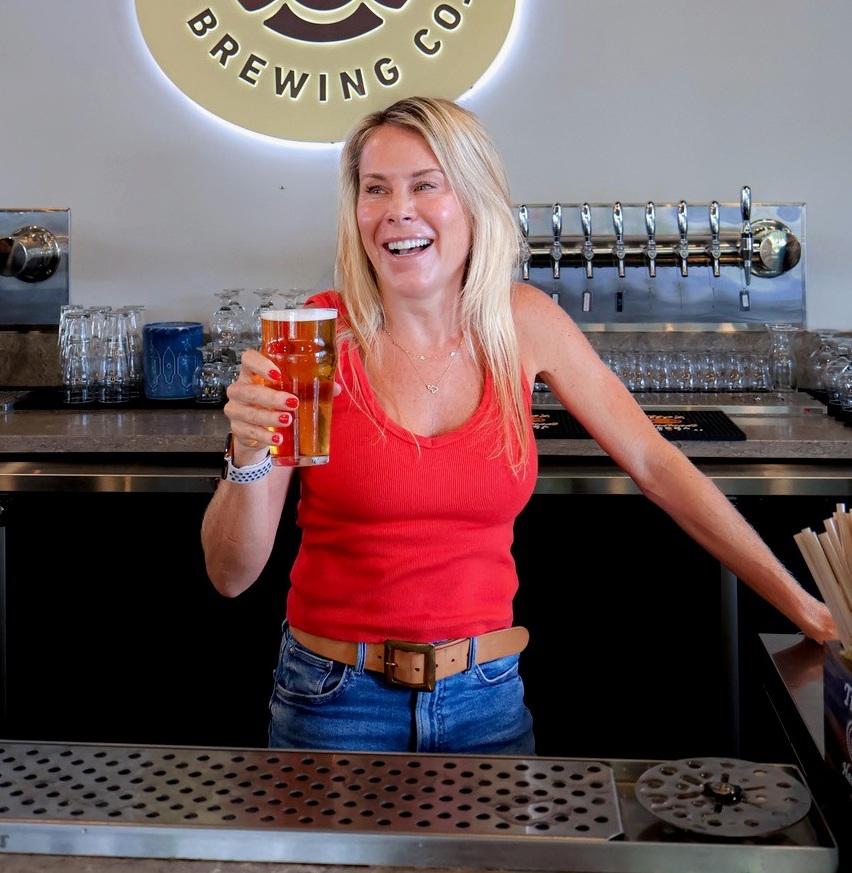 IMG_Mary-Anderson-cropped Mary Anderson, Lahaina Brewing Co.